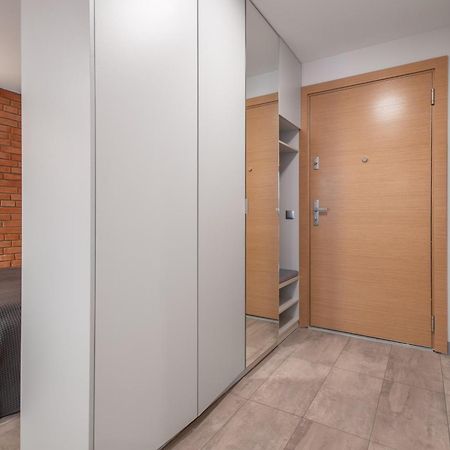 Citystay Waterlane Island Apartment Gdansk Ngoại thất bức ảnh