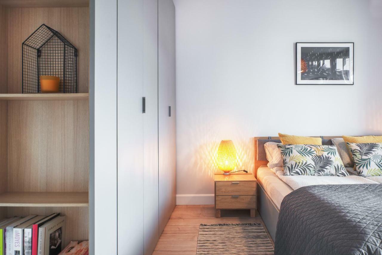 Citystay Waterlane Island Apartment Gdansk Ngoại thất bức ảnh